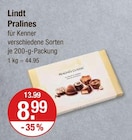 Pralines von Lindt im aktuellen V-Markt Prospekt für 8,99 €