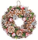 Super U Le Palais-sur-Vienne - Promo Couronne pommes de pin Promo Couronne pommes de pin à 8,99 € dans le catalogue Super U à Le Palais-sur-Vienne