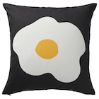 Kissenbezug schwarz/weiß von ÖGONLOCKSMAL für 5,99 € bei IKEA im Angebot Kissenbezug schwarz/weiß von ÖGONLOCKSMAL im aktuellen IKEA Prospekt