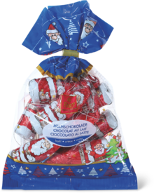 Migros France Marignier - Figurine père noël au chocolat au lait fourrées aux noisettes pour sapin de noël Promo Figurine père noël au chocolat au lait fourrées aux noisettes pour sapin de noël dans le catalogue Migros France "Chocolatez votre Noël !" à Marignier