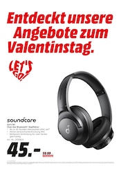 Aktueller MediaMarkt Saturn Prospekt mit Kopfhörer, "Entdeckt Geschenke für bleibende Momente.", Seite 13