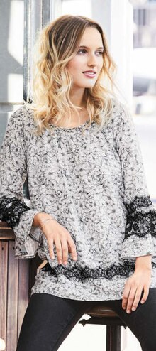 Carmenbluse bei Ernstings family in Neuss Carmenbluse im Angebot bei Ernstings family Neuss für 14,99 €
