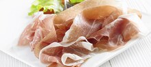 Chiffonnade de jambon cuit ou cru - Géant Casino à Angers Chiffonnade de jambon cuit ou cru en promo chez Géant Casino Angers à 1,80 €