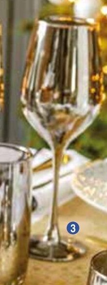 L'incroyable Arques - 4 VERRES À PIED Promo 4 VERRES À PIED dans le catalogue L'incroyable "Numéro spécial Noël" à Arques