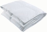 LENDFJELL Entendaunen-Bettdecke 155x220 cm im JYSK Prospekt LENDFJELL Entendaunen-Bettdecke 155x220 cm von im aktuellen JYSK Prospekt für 40,00 €