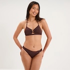 La Halle La Garde - Promo Haut de maillot de bain paddé amovible marron femme Promo Haut de maillot de bain paddé amovible marron femme à 17,99 € dans le catalogue La Halle à La Garde