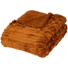 Plaid Lisanne - Action en promo chez Action Antibes à 9,95 €