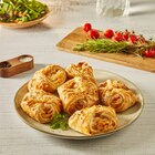 Feuilleté provençal avec une pointe de basilic QUALITE TRAITEUR en promo chez Carrefour Market Feuilleté provençal avec une pointe de basilic QUALITE TRAITEUR dans le catalogue Carrefour Market