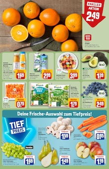 Äpfel im REWE Prospekt "Dein Markt" mit 30 Seiten (Lübeck)