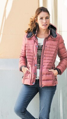 Daunenjacke, T-Shirt oder Slim Jeans bei Ernstings family in Oberhausen Daunenjacke, T-Shirt oder Slim Jeans im Angebot bei Ernstings family Oberhausen
