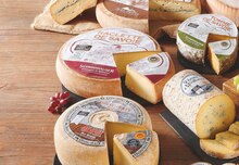 Géant Casino Écouflant - Fourme de Montbrison 45 jours d'affinage Promo Fourme de Montbrison 45 jours d'affinage dans le catalogue Géant Casino "Casino soutient la production française" à Écouflant