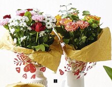 Casino Supermarchés Chaville - Bouquet composé 16 tiges Promo Bouquet composé 16 tiges dans le catalogue Casino Supermarchés "Le mois Casinomania" à Chaville