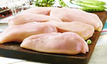 Casino Supermarchés Orange - Filet de poulet x 4 Promo Filet de poulet x 4 dans le catalogue Casino Supermarchés "Faites vous-plaisir cet été !" à Orange
