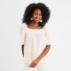 La Halle Bron - Promo Blouse manches papillons gaze de coton creme femme Promo Blouse manches papillons gaze de coton creme femme à 25,99 € dans le catalogue La Halle à Bron