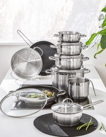 XXXLutz Möbelhäuser Aindling - Kochtopf-Set „Bozen“ Kochtopf-Set „Bozen“ Angebot bei XXXLutz Möbelhäuser Aindling im Prospekt Bei uns mit Click & Collect: 10.000e Artikel sofort verfügbar!