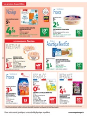 Promos Saumon Fumé dans le catalogue "PETIT DÉJ & GOÛTER" de Auchan Hypermarché Saumon Fumé en promo dans le catalogue Auchan Hypermarché à la page 20