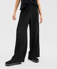 Promo Pantalon large et fluide en voile plissé femme - GEMO à 15,99 € dans le catalogue Gémo à Grezes Herminis