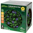 Boule de fleurs artificielles avec éclairage solaire - Action en promo chez Action Le Mans à 4,95 €
