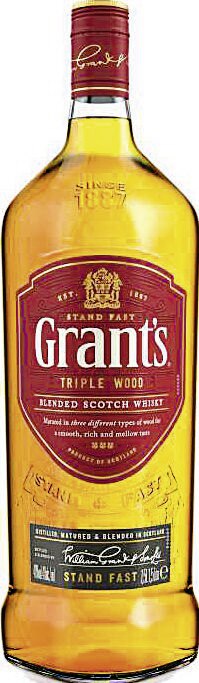 Géant Casino Le Raincy - Scotch Whisky Triple Wood 40% vol. Promo Scotch Whisky Triple Wood 40% vol. dans le catalogue Géant Casino "Le mois Casinomania" à Le Raincy