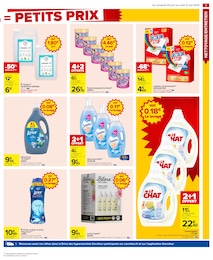 Offre Détachant Poudre dans le catalogue Carrefour du moment à la page 5