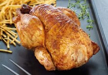 Carrefour Maisons-Alfort - Poulet certifié rôti Promo Poulet certifié rôti dans le catalogue Carrefour "Pâques pour les petits et grands enfants" à Maisons-Alfort