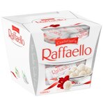 raffaello - FERRERO en promo chez Lidl raffaello - FERRERO dans le catalogue Lidl