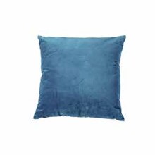 But Boulogne-Billancourt - Coussin Velours 45x45 cm Promo Coussin Velours 45x45 cm dans le catalogue But "Hello Noël" à Boulogne-Billancourt