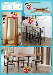 Promos Tabouret dans le catalogue "UN ESPACE RANGÉ, UN ESPRIT APAISÉ" de Maxi Bazar Tabouret en promo dans le catalogue Maxi Bazar à la page 7
