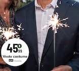 Promo Veste costume à 45,99 € dans le catalogue La Halle à Gruchet-le-Valasse