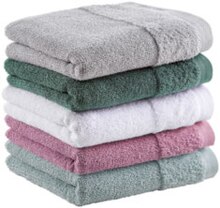 XXXLutz Möbelhäuser Kempten - Frottier-Serie „Bonita“ Frottier-Serie „Bonita“ Angebot bei XXXLutz Möbelhäuser Kempten im Prospekt Das größte Jubiläum