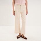 Pantalon large poche plaquée cropped ivoire femme - La Halle à Caen Pantalon large poche plaquée cropped ivoire femme en promo chez La Halle Caen à 29,99 €