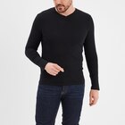 T-shirt col en V manches longues coton noir homme en promo chez La Halle T-shirt col en V manches longues coton noir homme dans le catalogue La Halle