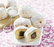 Casino Supermarchés Liergues - Mini beignets pomme Promo Mini beignets pomme dans le catalogue Casino Supermarchés "Les 366 jours les + promo de France" à Liergues
