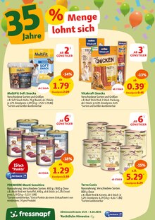 Huhn im Fressnapf Prospekt "35 Jahre - Pfoten hoch, Preise runter!" mit 22 Seiten (Berlin)