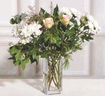 Bouquet composé New Year en promo chez Super U Châtellerault à 9,99 €