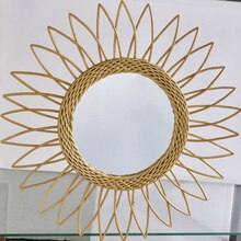 Géant Casino L'Isle-Adam - Miroir rotin fleur Ø38cm Promo Miroir rotin fleur Ø38cm dans le catalogue Géant Casino "Les belles inspirations jardin" à L'Isle-Adam