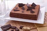ENTREMETS VERSAILLAIS CHOCOLAT en promo chez Auchan Hypermarché Castres à 12,49 €
