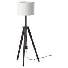 IKEA Lahstedt - Standleuchte braun Esche/weiß A++ Standleuchte braun Esche/weiß A++ Angebot bei IKEA Lahstedt im Prospekt "Zeit für mehr Weihnachtsstimmung"