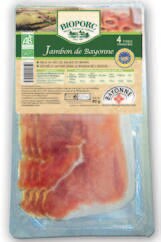 NaturéO Beaucouzé - Jambon de Bayonne x 4 Promo Jambon de Bayonne x 4 dans le catalogue NaturéO "Estivalement BIO" à Beaucouzé