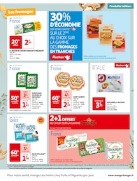 Offre Fromage de chèvre dans le catalogue Auchan Hypermarché du moment à la page 13