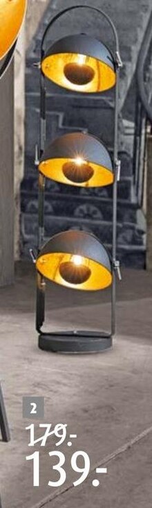 porta Möbel Leverkusen - Stehleuchten „Fame“ Stehleuchten „Fame“ Angebot bei porta Möbel Leverkusen im Prospekt "Zuhause ist da, wo Weihnachten am schönsten ist!"