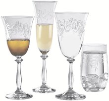 Kelchglas-Serie bei XXXLutz Möbelhäuser in Ratingen Kelchglas-Serie im Angebot bei XXXLutz Möbelhäuser Ratingen für 2,99 €