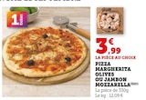 Pizza margherita olives ou jambon mozzarella en promo chez Super U Saint-Denis à 3,99 €