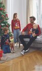 PULL DE NOËL ENFANT OU PULL DE NOËL ADULTE à Carrefour dans Goussainville PULL DE NOËL ENFANT OU PULL DE NOËL ADULTE à Carrefour dans Goussainville