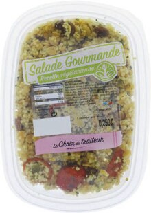 Petit Casino Portet-sur-Garonne - Salade gourmande recette végétarienne céréales/fruits secs Promo Salade gourmande recette végétarienne céréales/fruits secs dans le catalogue Petit Casino "# Prêt pour entrer dans le royaume des marques ?" à Portet-sur-Garonne