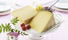 Géant Casino Jouy la Fontaine - Comté Bio Juraflore 4 mois d’affinage Promo Comté Bio Juraflore 4 mois d’affinage dans le catalogue Géant Casino "Black Friday, jusqu'à -90% d'économies" à Jouy la Fontaine