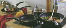 Géant Casino Brest - Gamme de cuisson en inox Promo Gamme de cuisson en inox dans le catalogue Géant Casino "Bonne fête Maman" à Brest