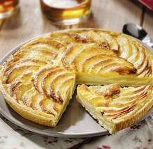Géant Casino Gennevilliers - Tarte aux pommes Promo Tarte aux pommes dans le catalogue Géant Casino "Priorité aux promos" à Gennevilliers