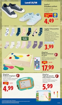 Promo Chaussures Enfant dans le catalogue Lidl du moment à la page 63