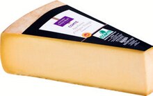 Monoprix Fontainebleau - Comté A.O.P. 12 mois Promo Comté A.O.P. 12 mois dans le catalogue Monoprix "Apéros, salades, mezze, il aime tout, tout le monde l’aime, et c’est même pas énervant." à Fontainebleau